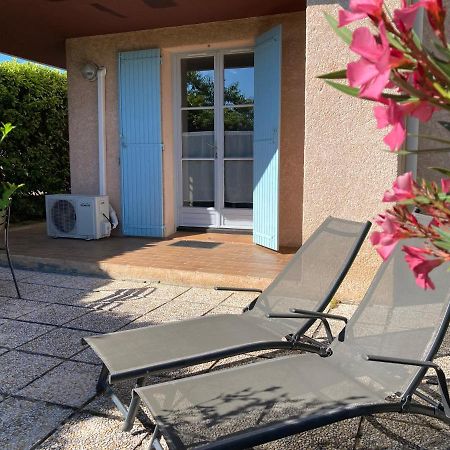 T2 Classe 2* Calme Au Coeur Du Village Provencale Греу-ле-Бен Екстер'єр фото